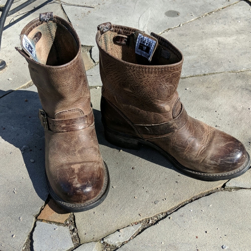 Brown Frye short boots
